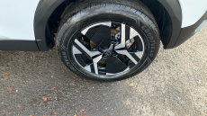 Peugeot 2008 1.2 PureTech Allure 5dr Petrol Estate